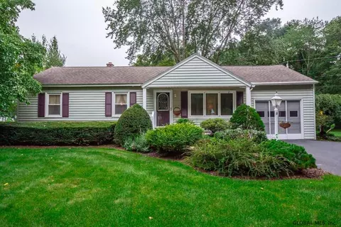 771 Peter Rd, Schenectady, NY 12303 photo 2