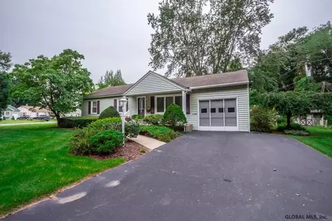 771 Peter Rd, Schenectady, NY 12303 photo 4