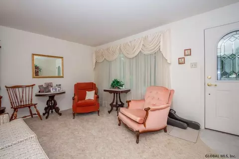 771 Peter Rd, Schenectady, NY 12303 photo 7