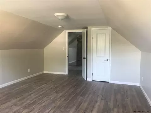 42 Jackson Ave, Schenectady, NY 12304 photo 20