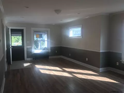 42 Jackson Ave, Schenectady, NY 12304 photo 10