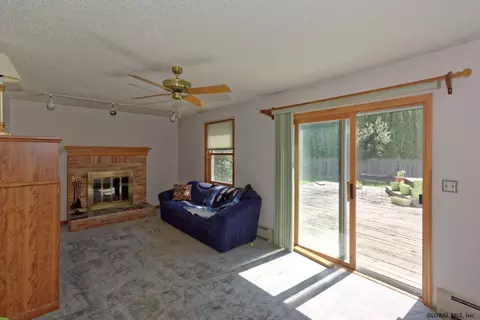 12 Gleneagles Blvd, Ballston Lake, NY 12019 photo 8