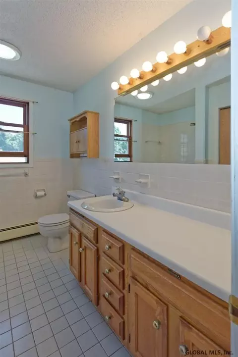 12 Gleneagles Blvd, Ballston Lake, NY 12019 photo 13
