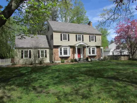 8 Westover Rd, Slingerlands, NY 12159 photo 33