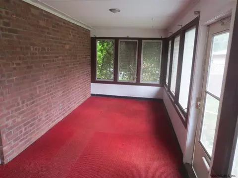 17 Bartlett Ln, Delmar, NY 12054 photo 19