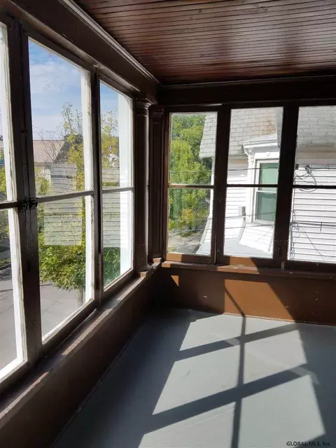 809 Locust Ave, Schenectady, NY 12307 photo 3