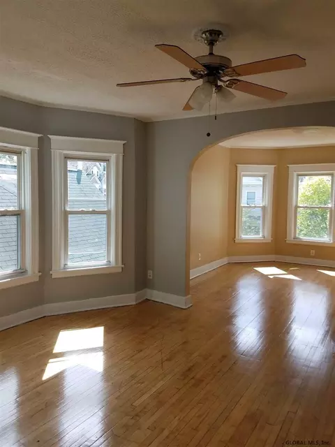 809 Locust Ave, Schenectady, NY 12307 photo 6
