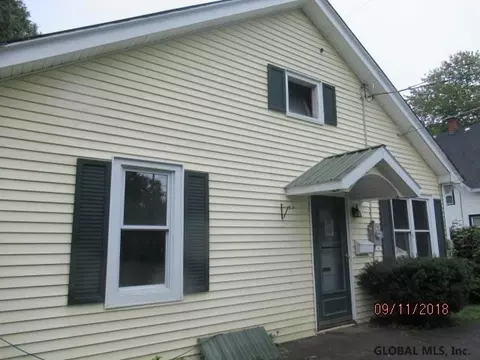 42 Hamilton Ave, Corinth, NY 12822 photo 3