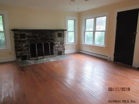 42 Hamilton Ave, Corinth, NY 12822 photo 9