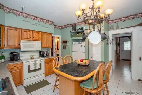 222 Marriott Ave, Schenectady, NY 12304 photo 13