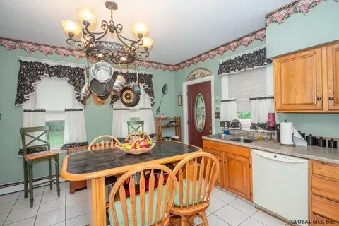 222 Marriott Ave, Schenectady, NY 12304 photo 12