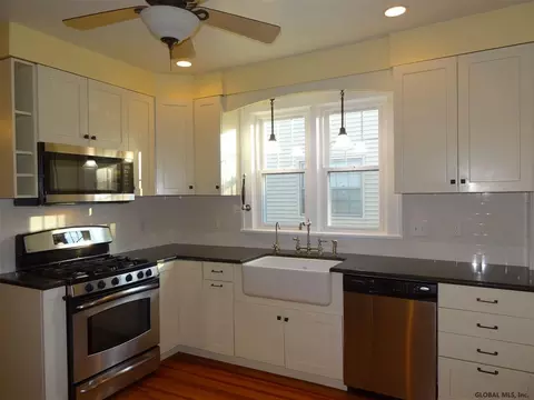 745 Decamp Ave, Schenectady, NY 12309 photo 11