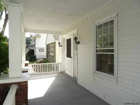 745 Decamp Ave, Schenectady, NY 12309 photo 4