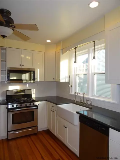 745 Decamp Ave, Schenectady, NY 12309 photo 12