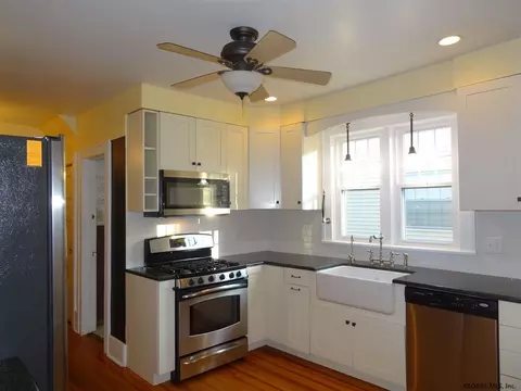 745 Decamp Ave, Schenectady, NY 12309 photo 10