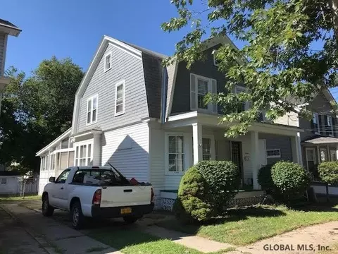 1049 Keyes Ave, Schenectady, NY 12309 photo 2
