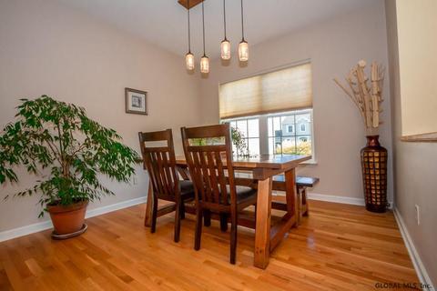 82 Sheldon Dr, Mechanicville, NY 12118 photo 6