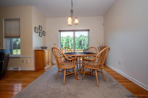 82 Sheldon Dr, Mechanicville, NY 12118 photo 11