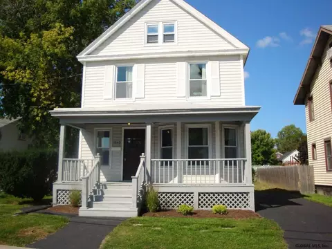 1845 Oneida St, Schenectady, NY 12308 photo 1