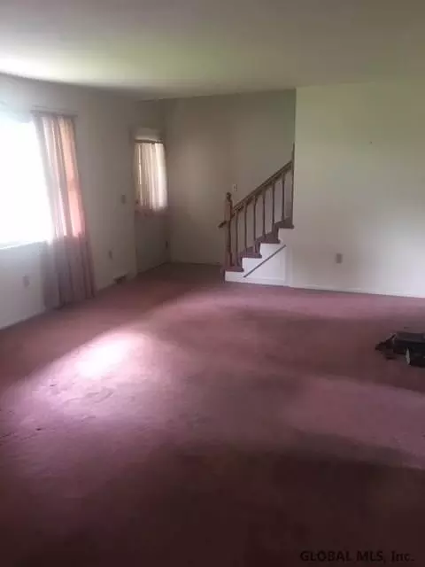 1109 Coplon Ave, Schenectady, NY 12309 photo 4