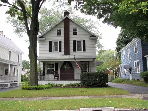1237 Baker Ave, Schenectady, NY 12309 photo 2