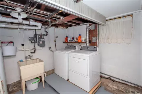 1237 Baker Ave, Schenectady, NY 12309 photo 32