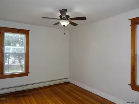 226 Cherry St, Schenectady, NY 12306 photo 25