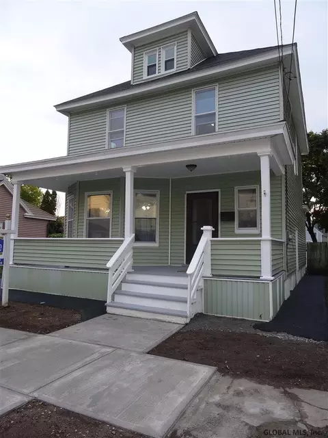 226 Cherry St, Schenectady, NY 12306 photo 2