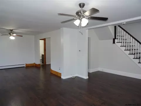 226 Cherry St, Schenectady, NY 12306 photo 12