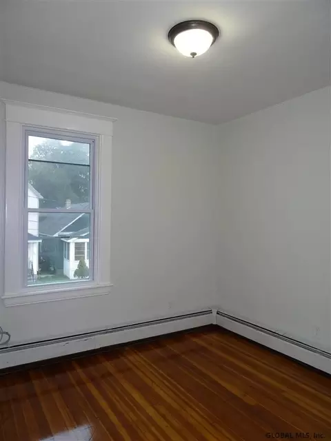 226 Cherry St, Schenectady, NY 12306 photo 28