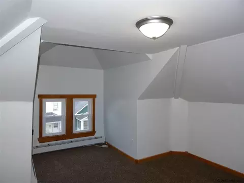 226 Cherry St, Schenectady, NY 12306 photo 33