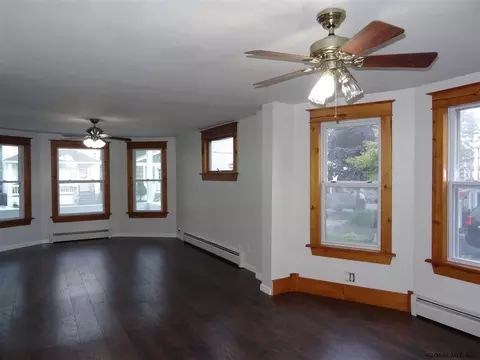 226 Cherry St, Schenectady, NY 12306 photo 11