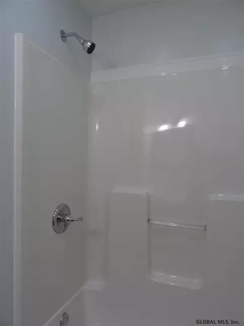 226 Cherry St, Schenectady, NY 12306 photo 22