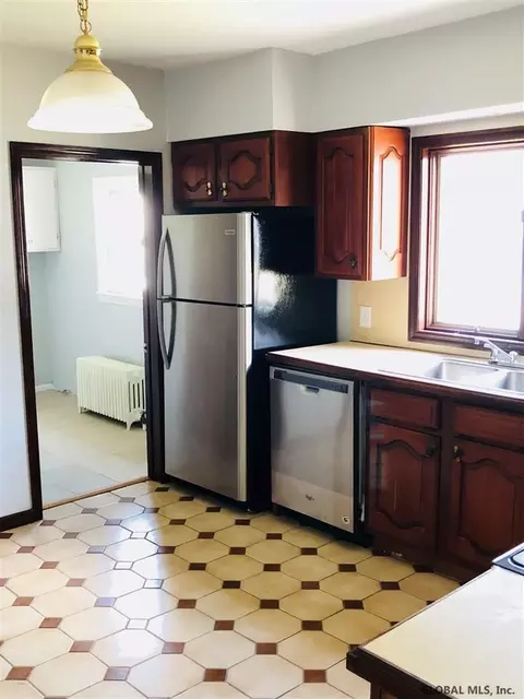 1913 Lenox Rd, Schenectady, NY 12308 photo 1