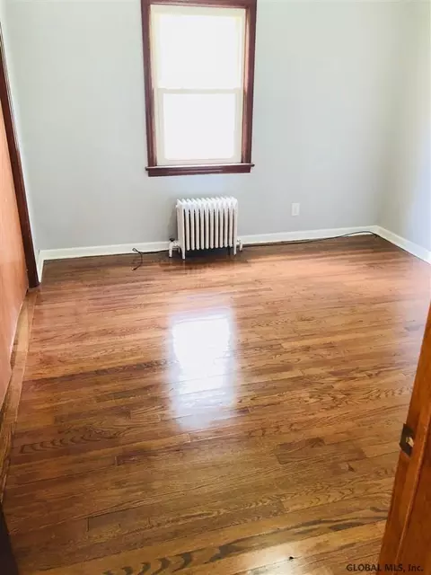 1913 Lenox Rd, Schenectady, NY 12308 photo 3