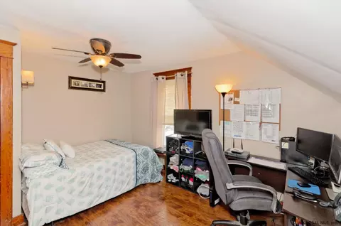1019 Dean St, Schenectady, NY 12309 photo 12