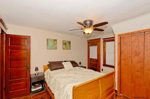 1019 Dean St, Schenectady, NY 12309 photo 11