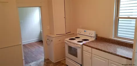 732 Eastern Ave, Schenectady, NY 12308 photo 9
