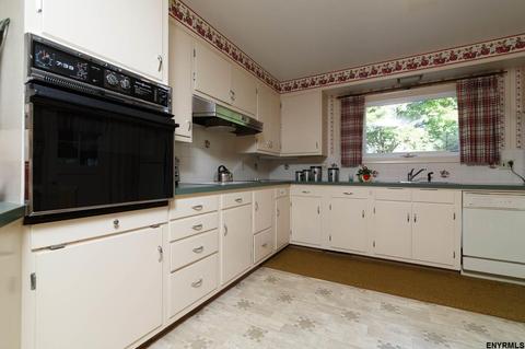37 Van Voast La, Schenectady, NY 12302 photo 15