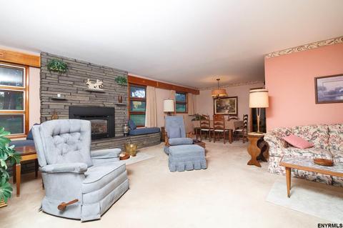 37 Van Voast La, Schenectady, NY 12302 photo 5