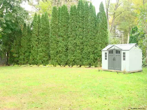 400 Elm Ave, Selkirk, NY 12158 photo 42