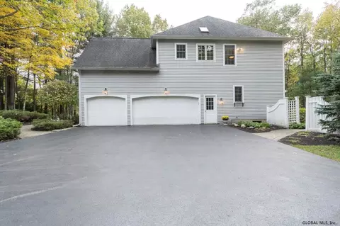 105 Dedham Post Rd, Schenectady, NY 12303 photo 52