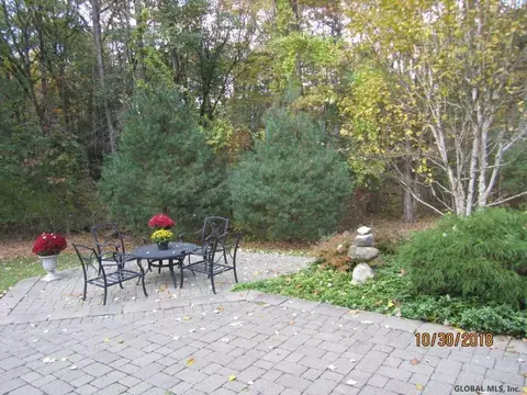 105 Dedham Post Rd, Schenectady, NY 12303 photo 56