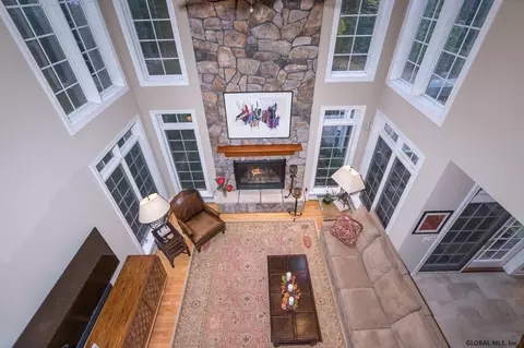 105 Dedham Post Rd, Schenectady, NY 12303 photo 19
