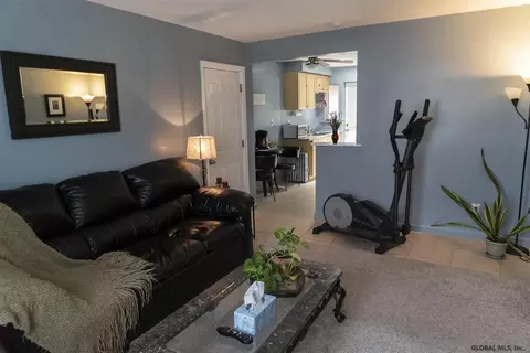 117 Jackson Ave, Schenectady, NY 12304 photo 28