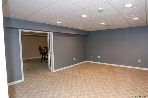 29 Bluestone Rdg, Clifton Park, NY 12065 photo 44