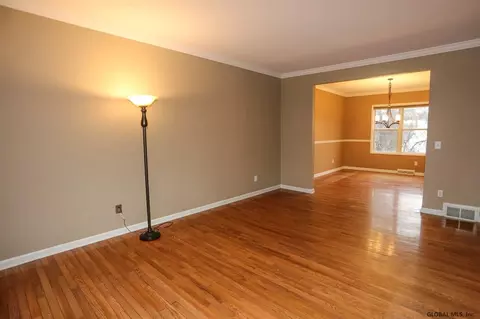 29 Bluestone Rdg, Clifton Park, NY 12065 photo 7