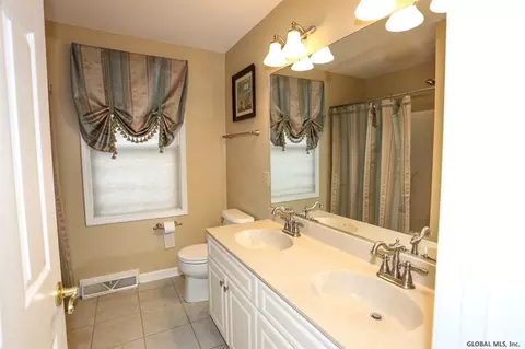29 Bluestone Rdg, Clifton Park, NY 12065 photo 40
