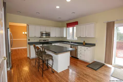 29 Bluestone Rdg, Clifton Park, NY 12065 photo 17
