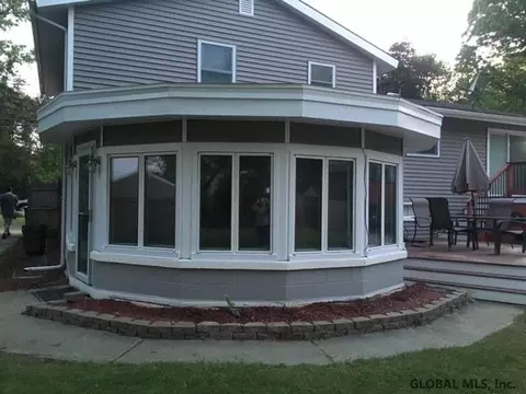 267 Vly Rd, Schenectady, NY 12309 photo 3